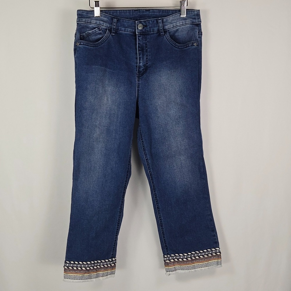Christopher & Banks Womens Jeans 8 Average Embroidered Hem Boho Denim Blue‎ Crop